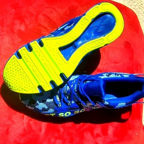 Just SoSo sneakers - Picture 3 of 5